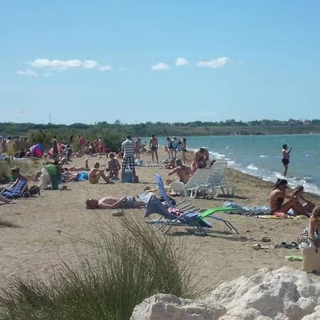 Apartman In With Sea View, Terrace, Air Conditioning, Wi-fi