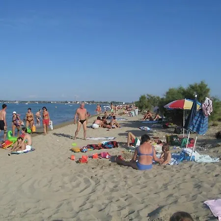 Apartman In With Sea View, Terrace, Air Conditioning, Wi-fi Nin