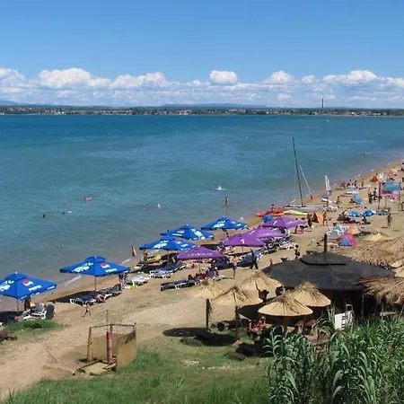 Apartman In With Sea View, Terrace, Air Conditioning, Wi-fi Nin