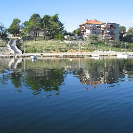 Apartment In With Sea View, Terrace, Air Conditioning, Wi-fi *