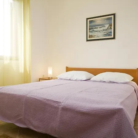 In With Sea View, Terrace, Air Conditioning, Wi-fi *