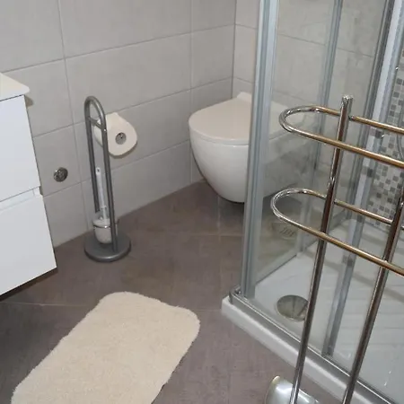 In With Sea View, Terrace, Air Conditioning, Wi-fi Apartment