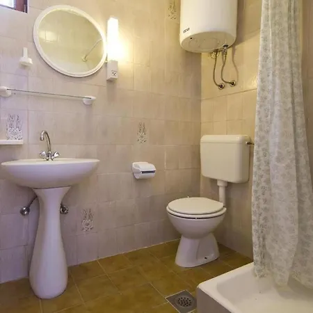 In With Sea View, Terrace, Air Conditioning, Wi-fi