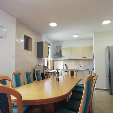 In With Sea View, Terrace, Air Conditioning, Wi-fi