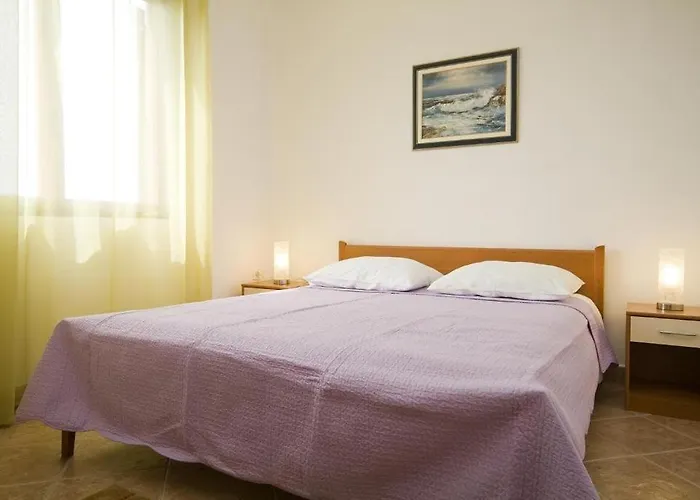 In With Sea View, Terrace, Air Conditioning, Wi-fi *