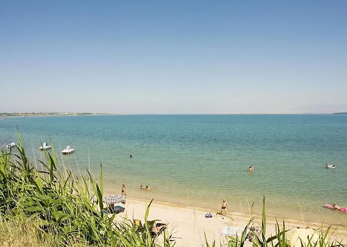 In With Sea View, Terrace, Air Conditioning, Wi-fi *