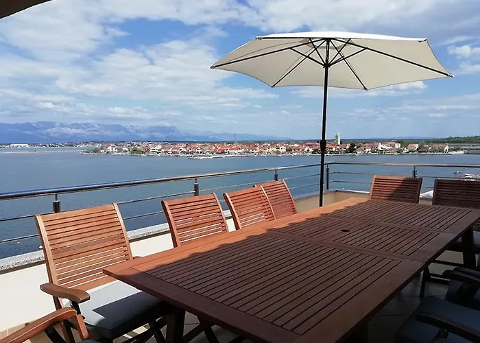 In With Sea View, Terrace, Air Conditioning, Wi-fi Apartamento